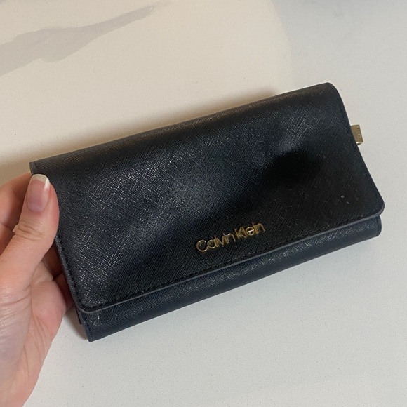 Calvin Klein Handbags - Calvin Klein Black Textured Foldover Wallet with Gold Logo